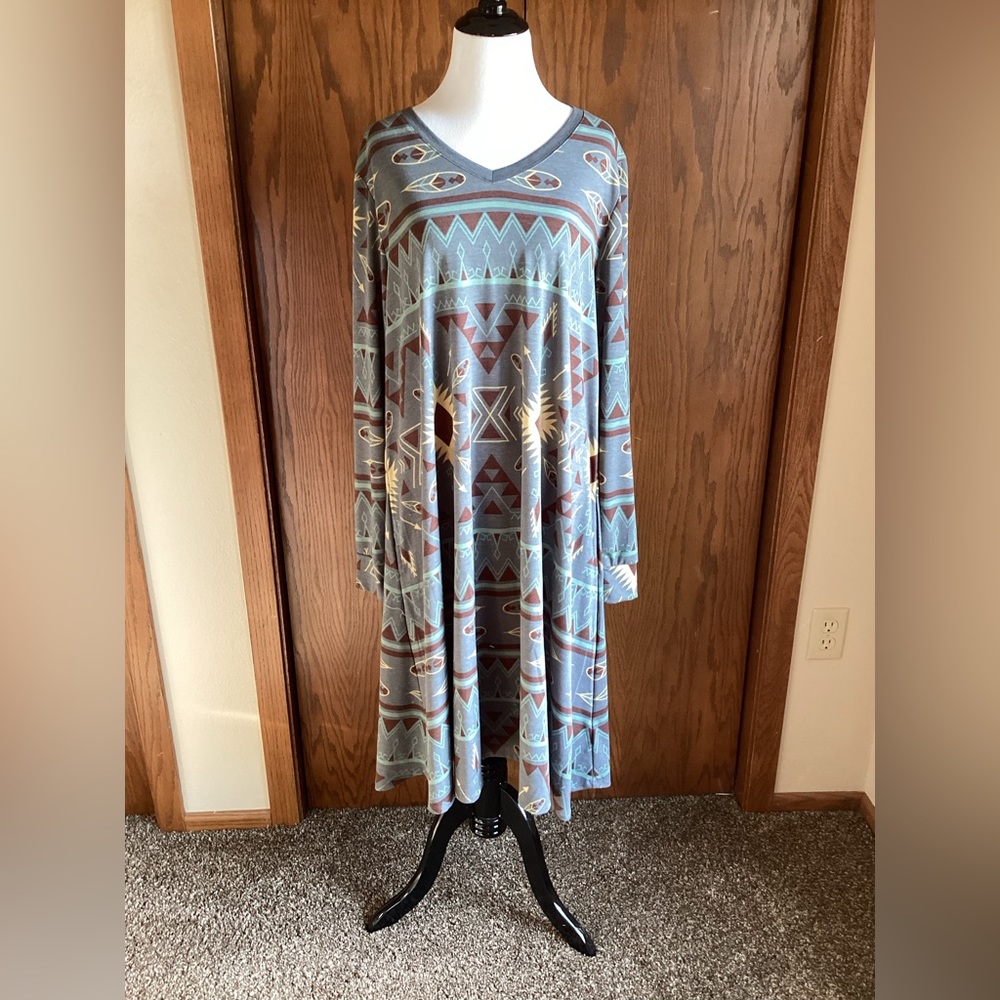 LuLaRoe Emily long sleeve dress